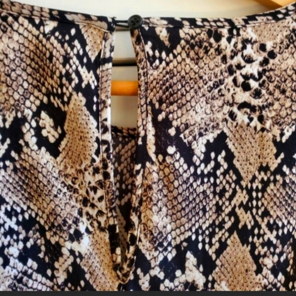 Dress - Picture 4 of 5